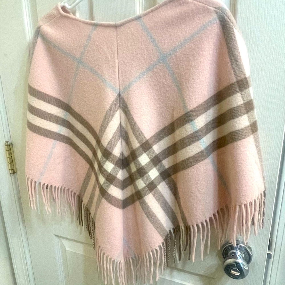 COPY - AUTHENTIC PONCHO BURBERRY